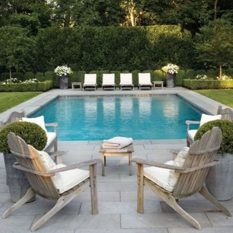 30 Comfy Pool Seating Ideas For Your Outdoor Decoration