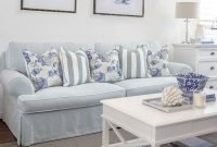 Elegant Coastal Themes For Your Living Room Design 12