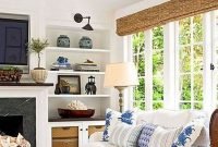 Elegant Coastal Themes For Your Living Room Design 34