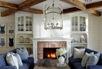 Elegant Coastal Themes For Your Living Room Design 45