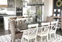 Rustic Farmhouse Dining Room Design Ideas 17