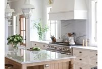 Awesome Kitchen Design Ideas To Cooking In Summer 30