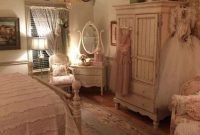 Cute Shabby Chic Bedroom Design Ideas For Your Daughter 26