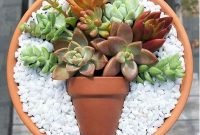 Easy And Cheap Ways To Make Succulent Garden In Your Backyard 05