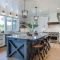 Fantastic Farmhouse Kitchen Cabinets Ideas For Home 11