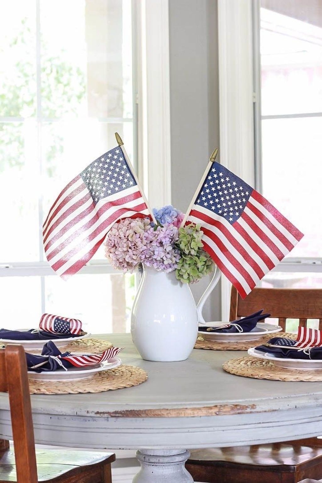 Fascinating 4th Of July Decoration Ideas For Your Dining Room 01