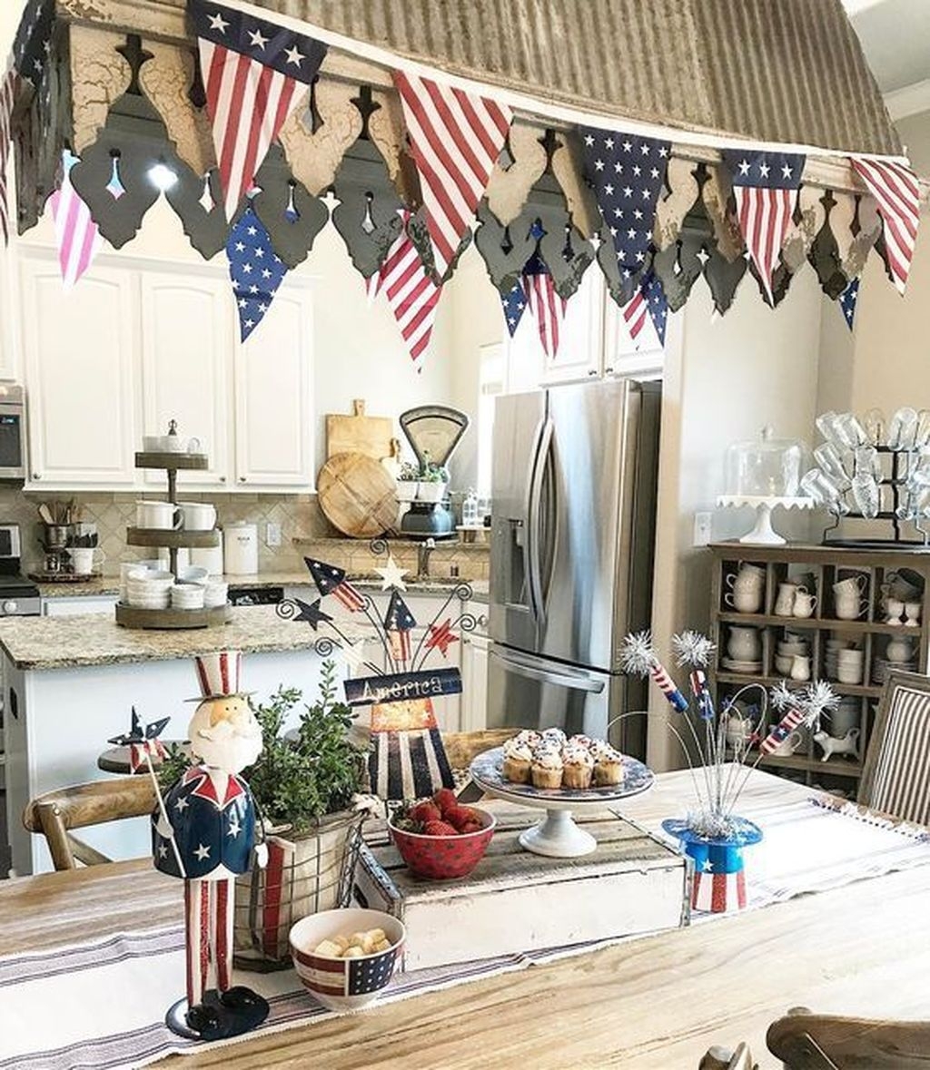Inexpensive 4th Of July Decoration Ideas In The Dining Room 26