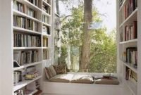 Inspiring Reading Room Decoration Ideas To Make You Cozy 41