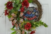 Pratiotic Handmade 4th Of July Wreath Ideas 04