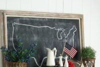 Simple And Pratiotic 4th Of July Decoration Ideas 37