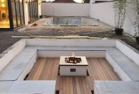 Stunning Balcony Decoration Ideas With Seating Areas 37