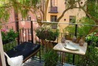 Stunning Balcony Decoration Ideas With Seating Areas 45