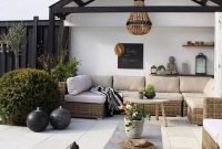 Stunning Balcony Decoration Ideas With Seating Areas 50