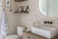 Stylish Coastal Bathroom Remodel Design Ideas 35