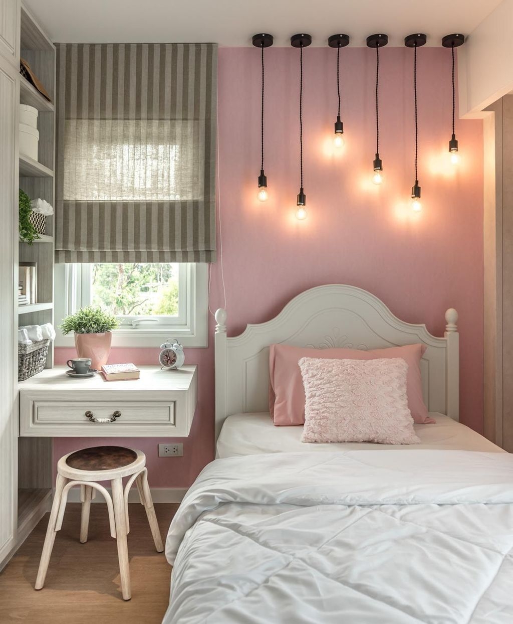 Trendy Decoration Ideas For Teenage Bedroom Design 17