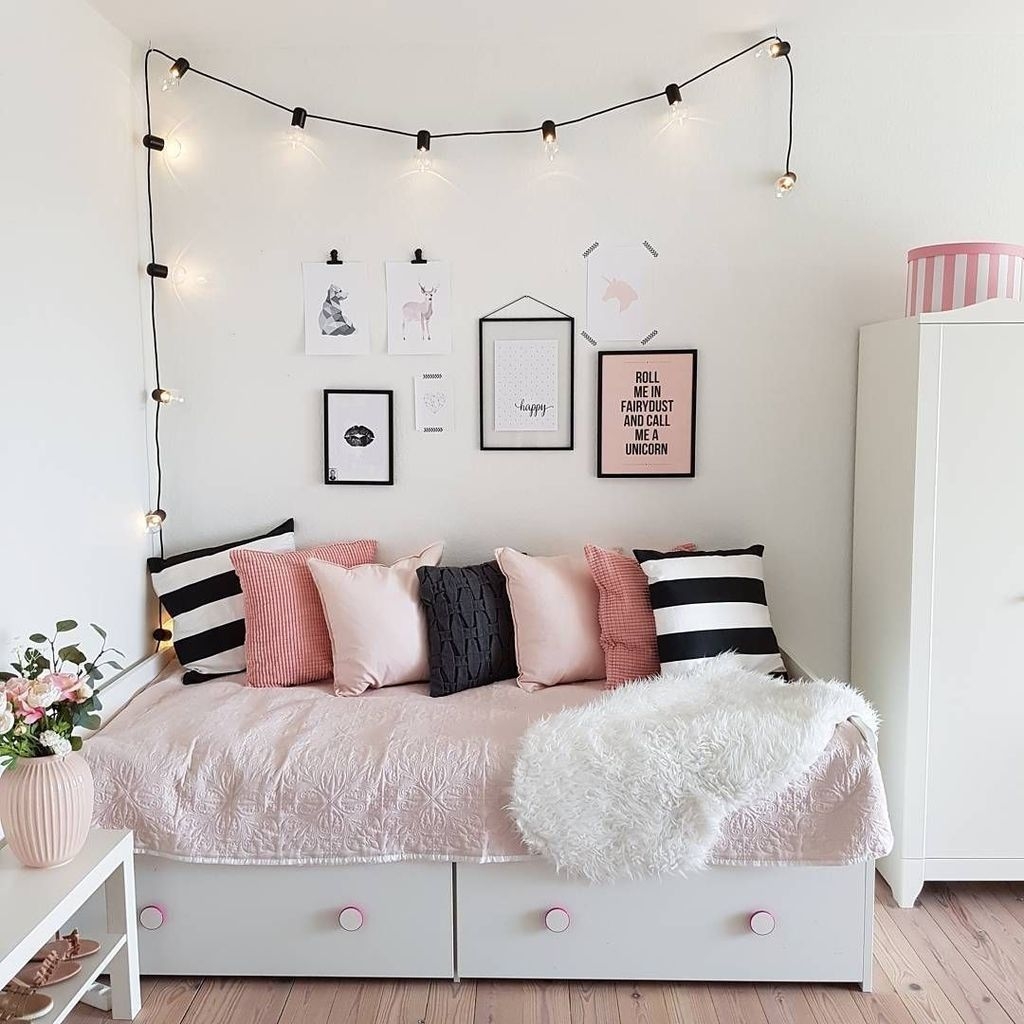 Trendy Decoration Ideas For Teenage Bedroom Design 26