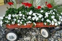 Beautiful Summer Container Garden Flower Ideas 11