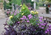 Beautiful Summer Container Garden Flower Ideas 41