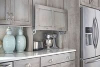 Easy Grey Kitchen Cabinets Ideas For Your Kitchen 02