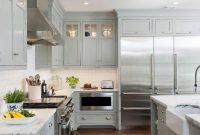 Easy Grey Kitchen Cabinets Ideas For Your Kitchen 25
