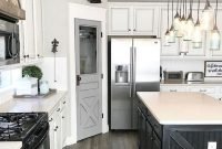 Easy Grey Kitchen Cabinets Ideas For Your Kitchen 34