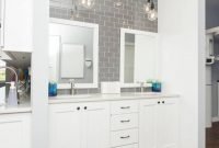 Elegant Bathroom Lighting Ideas To Brighten Your Style 38