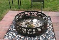 Marvelous Outdoor Fire Pit Ideas To Enjoying This Summer 30