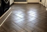 Stunning Wood Floor Ideas To Beautify Your Kitchen Room 33