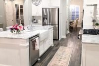 Stunning Wood Floor Ideas To Beautify Your Kitchen Room 39