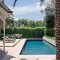 The Best Swimming Pool Design Ideas For Summer Time 39