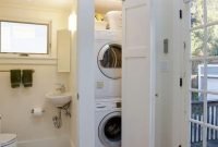 Wonderful Laundry Room Decorating Ideas For Small Space 43