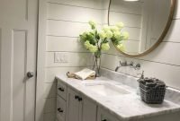 Amazing Bathroom Decor Ideas With Farmhouse Style 20