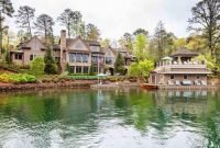 Astonishing Lake House Home Design Ideas 35