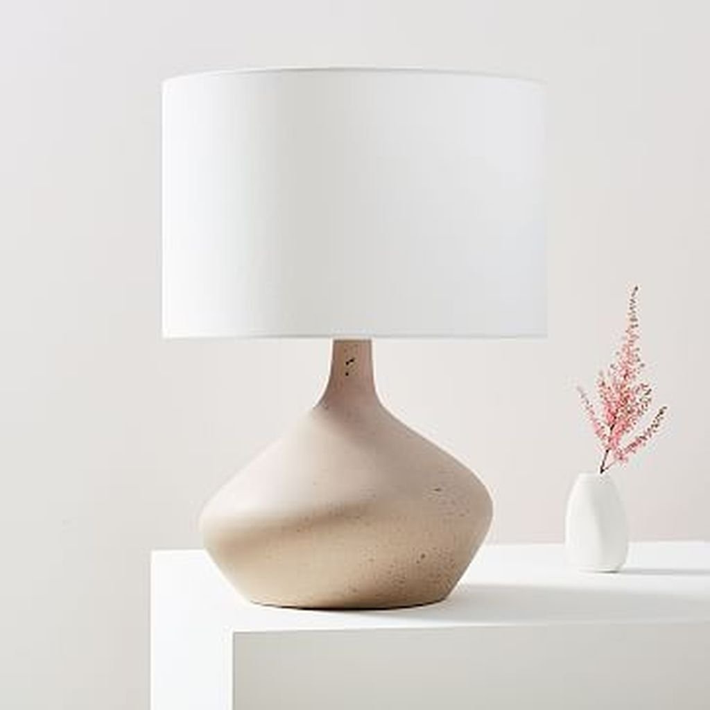 Awesome Table Lamp Ideas To Brighten Up Your Work Space 02