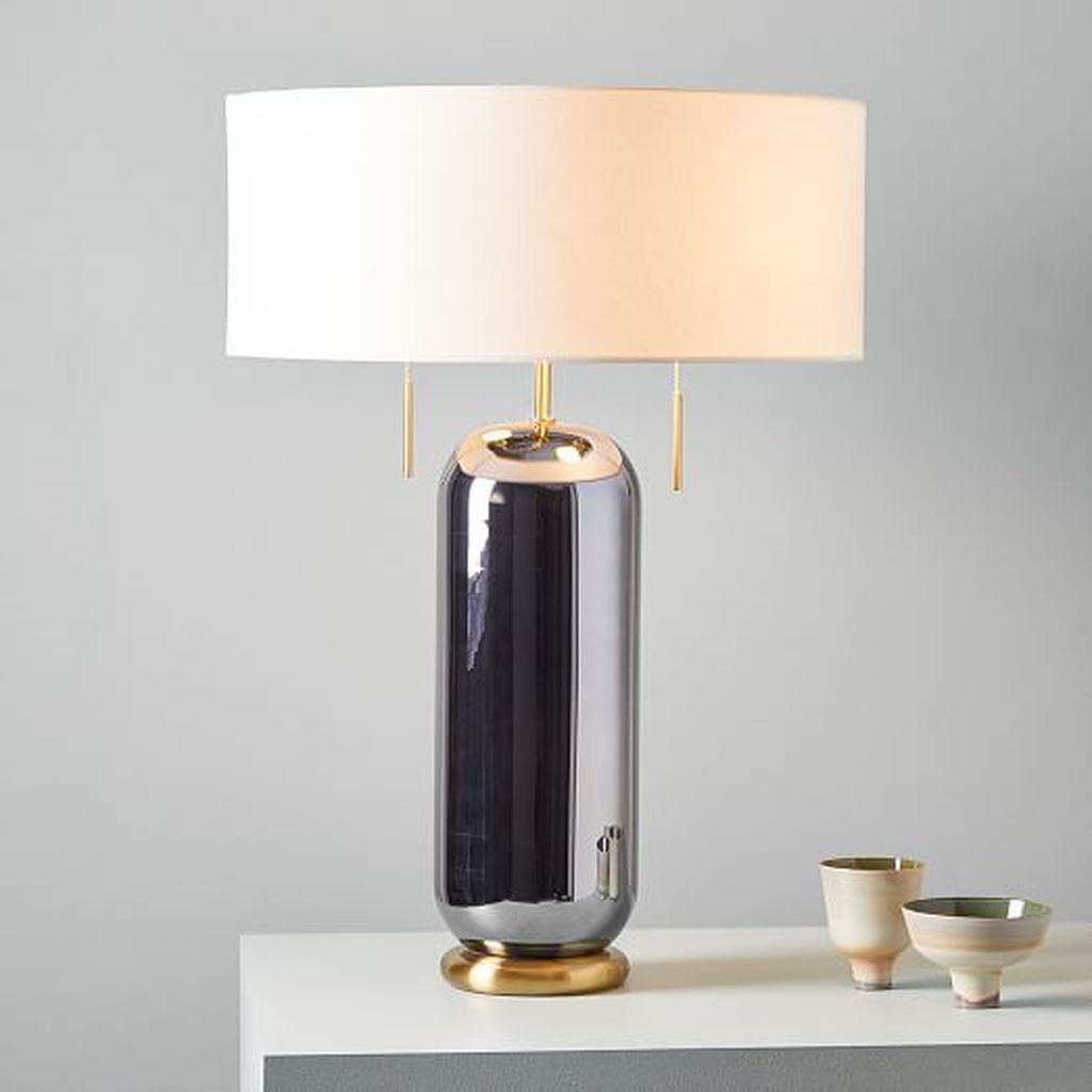Awesome Table Lamp Ideas To Brighten Up Your Work Space 18