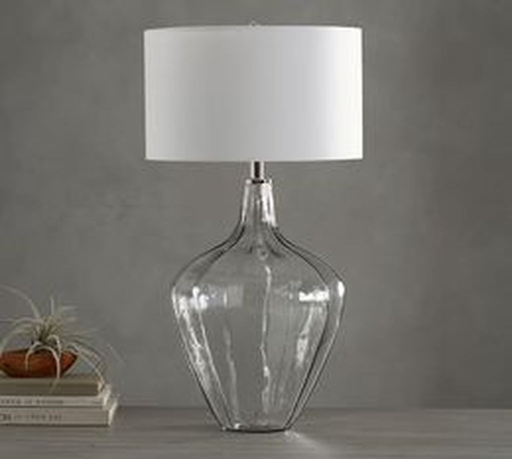 Awesome Table Lamp Ideas To Brighten Up Your Work Space 28