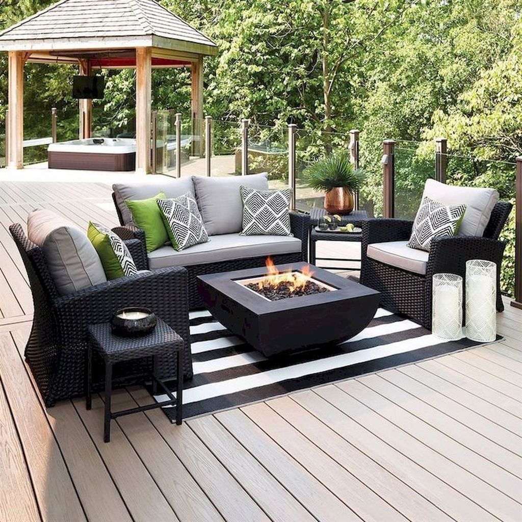Best DIY Outdoor Furniture Ideas You Can Put In Garden 27