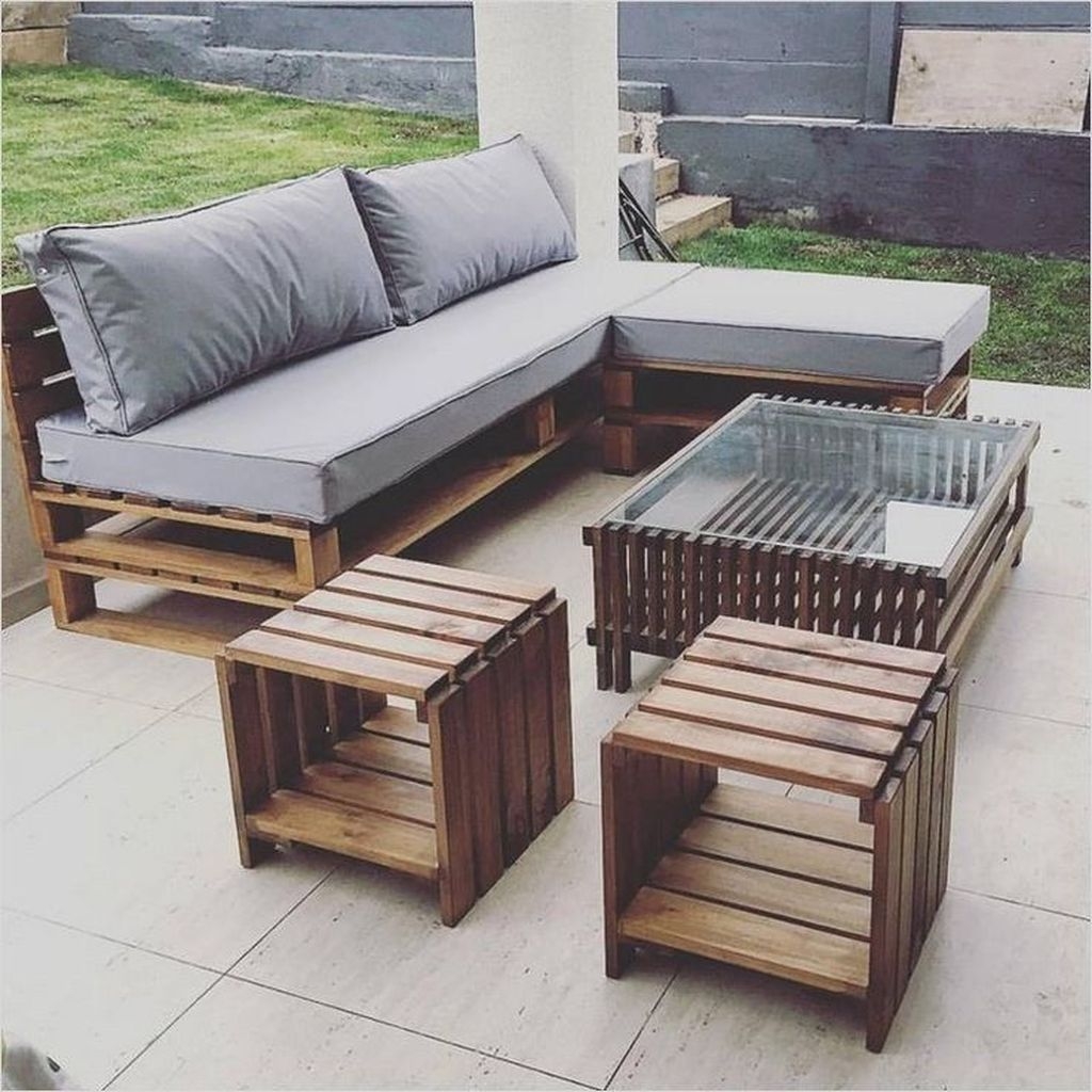 Best DIY Outdoor Furniture Ideas You Can Put In Garden 29
