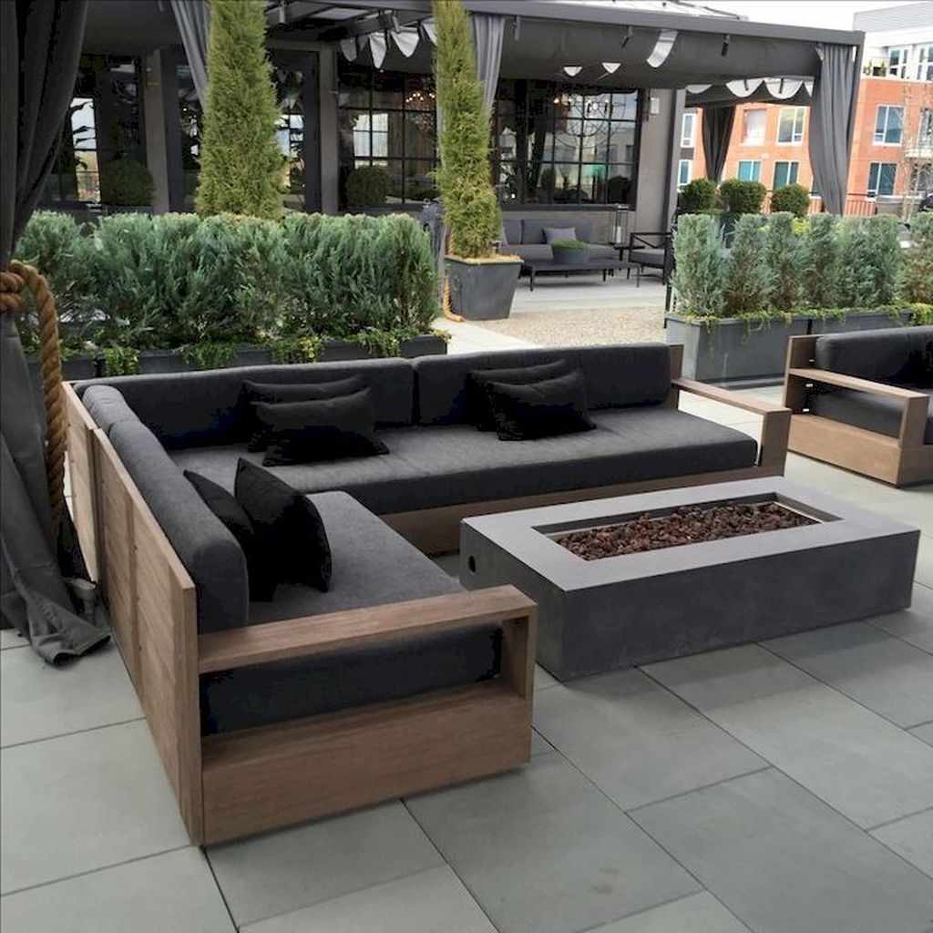 Best DIY Outdoor Furniture Ideas You Can Put In Garden 33