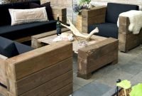 Best DIY Outdoor Furniture Ideas You Can Put In Garden 37