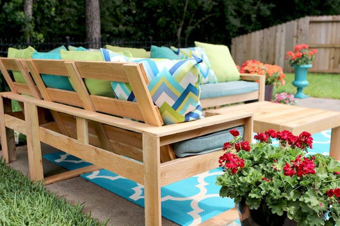 Best DIY Outdoor Furniture Ideas You Can Put In Garden 45