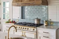 Elegant Kitchen Backsplash Decor To Improve Your Beautiful Kitchen 40
