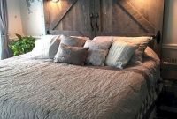 Gorgeous Farmhouse Bedroom Remodel Ideas On A Budget 29