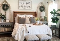 Gorgeous Farmhouse Bedroom Remodel Ideas On A Budget 41