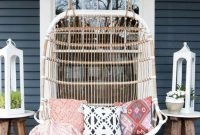 Impressive Porch Swing Ideas To Get Comfort In Relaxing 05