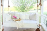 Impressive Porch Swing Ideas To Get Comfort In Relaxing 31