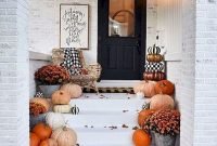 Inspiring Outdoor Decoration For This Fall On A Budget 24