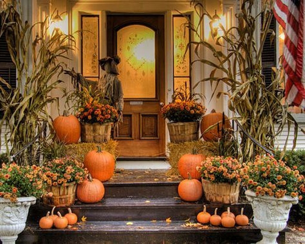 Inspiring Outdoor Decoration For This Fall On A Budget 25