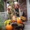 Inspiring Outdoor Decoration For This Fall On A Budget 26