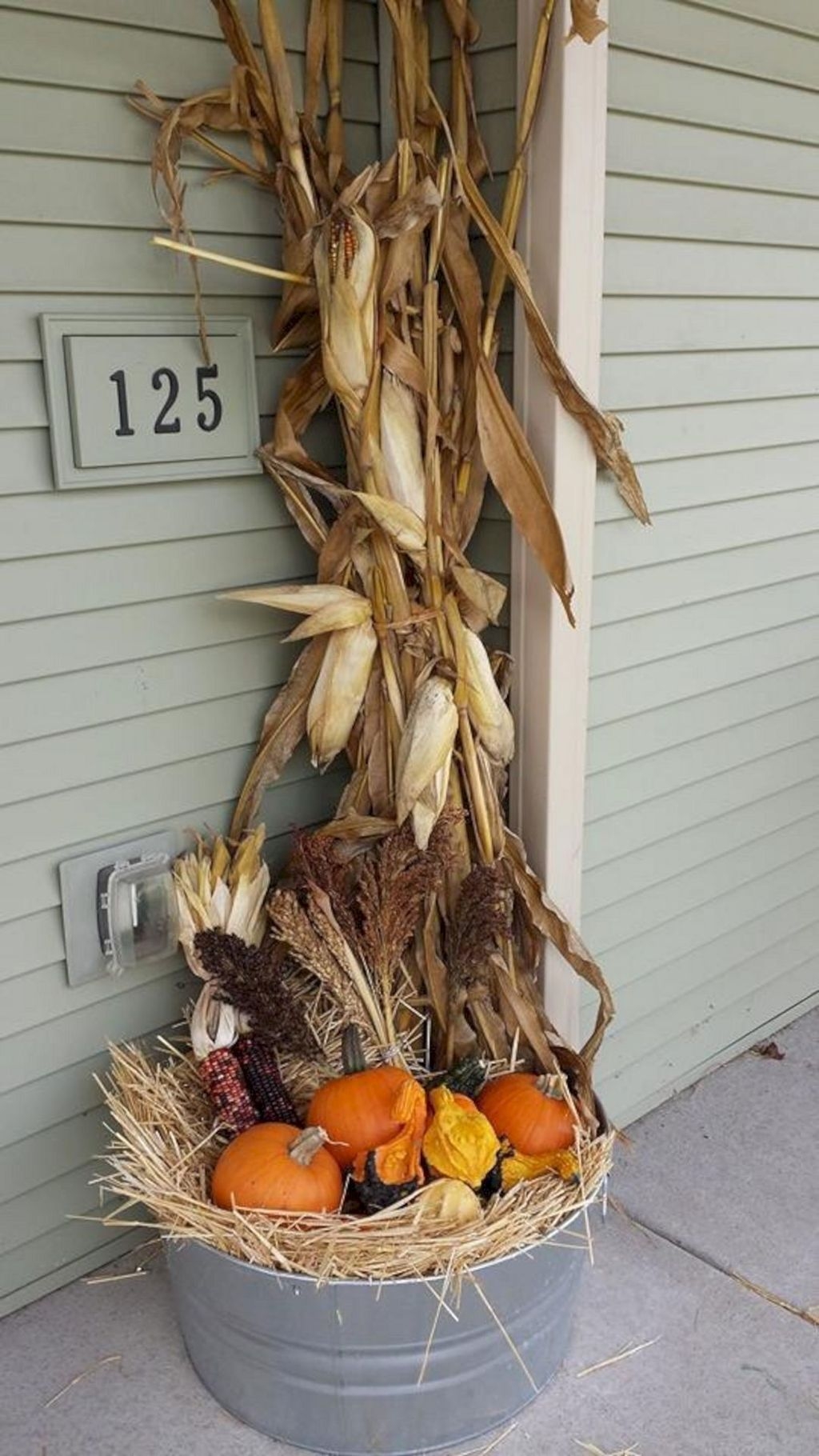 Inspiring Outdoor Decoration For This Fall On A Budget 50